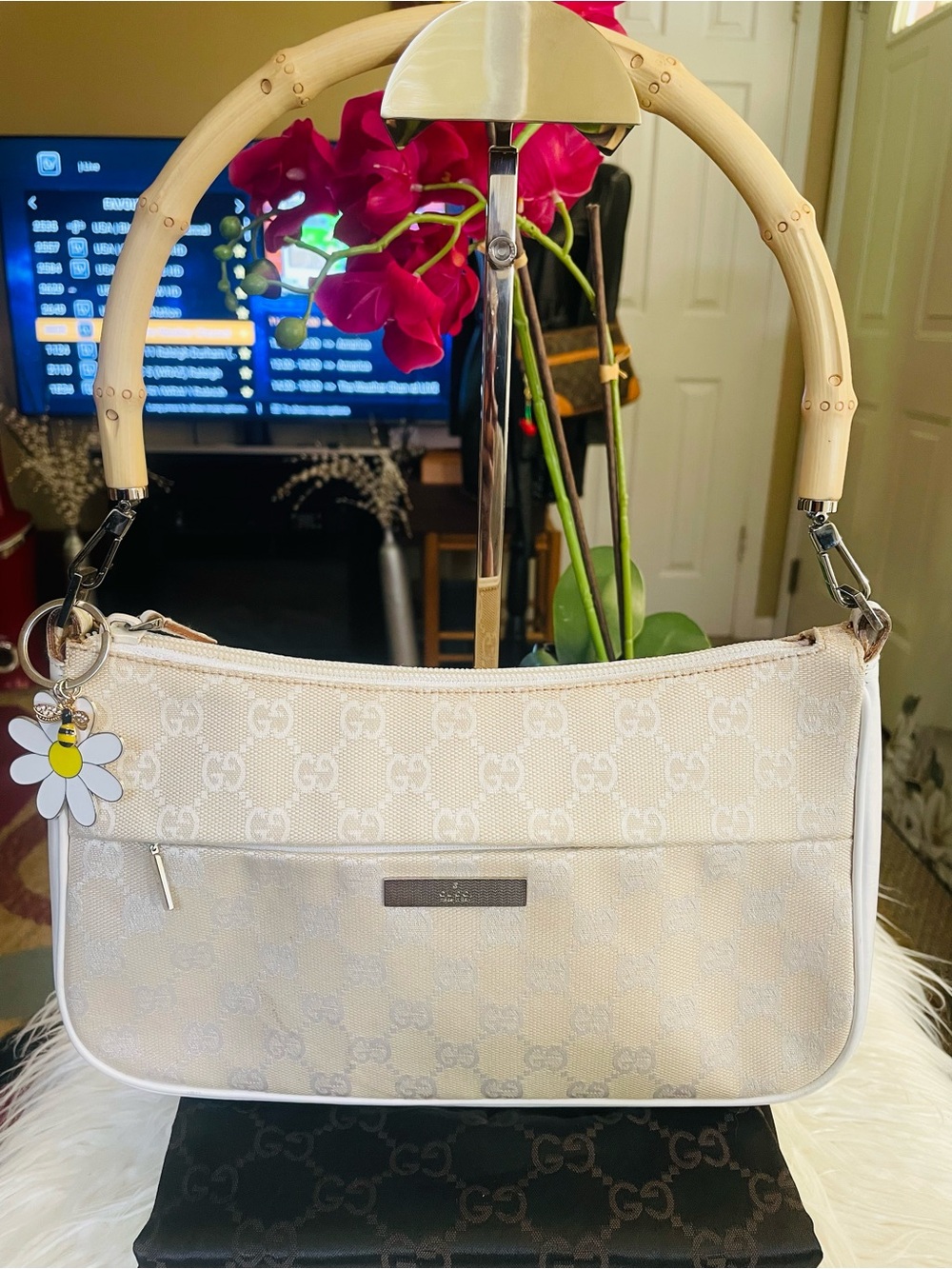 Gucci GG White/Beige Monogram Bamboo-Handle Shoulder Bag